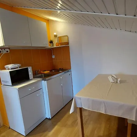 Kivi Apartment *