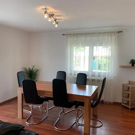 Kivi Apartment *