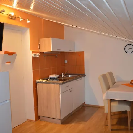 Kivi Apartmán Novigrad Istria