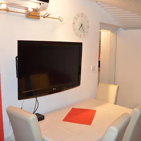 Kivi Apartman Novigrad (Istria)