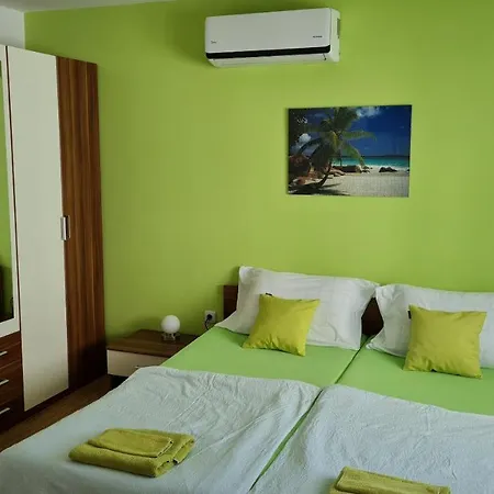 아파트 Kivi Novigrad Istria