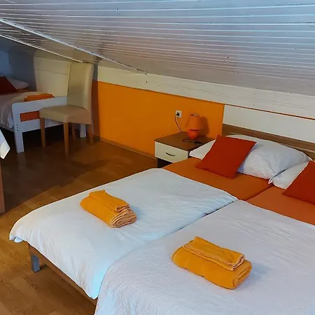 아파트 Kivi Novigrad Istria